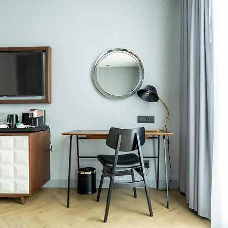 Hotel Indigo By Ihg 4*