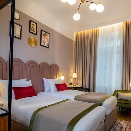 Indigo By Ihg Hotel